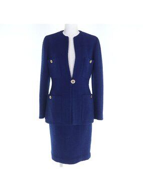 Chanel Boutique Vintage Lining Silk 100% CC Logo Buttoned Pile Suit 36